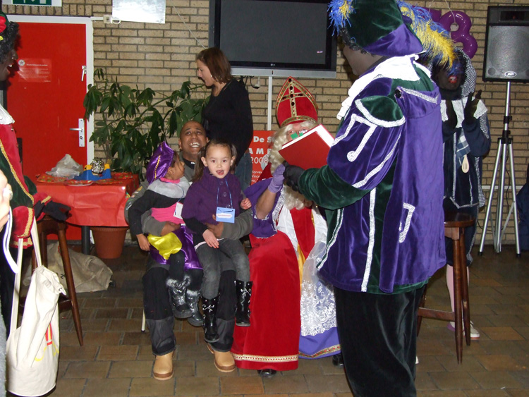 01122010 Sinterklaas De Ster 186